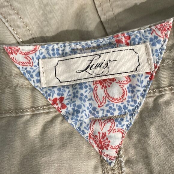 Levi’s Tan Khaki Color Rolled Hem Shorts Tonal Striped - Picture 9 of 14